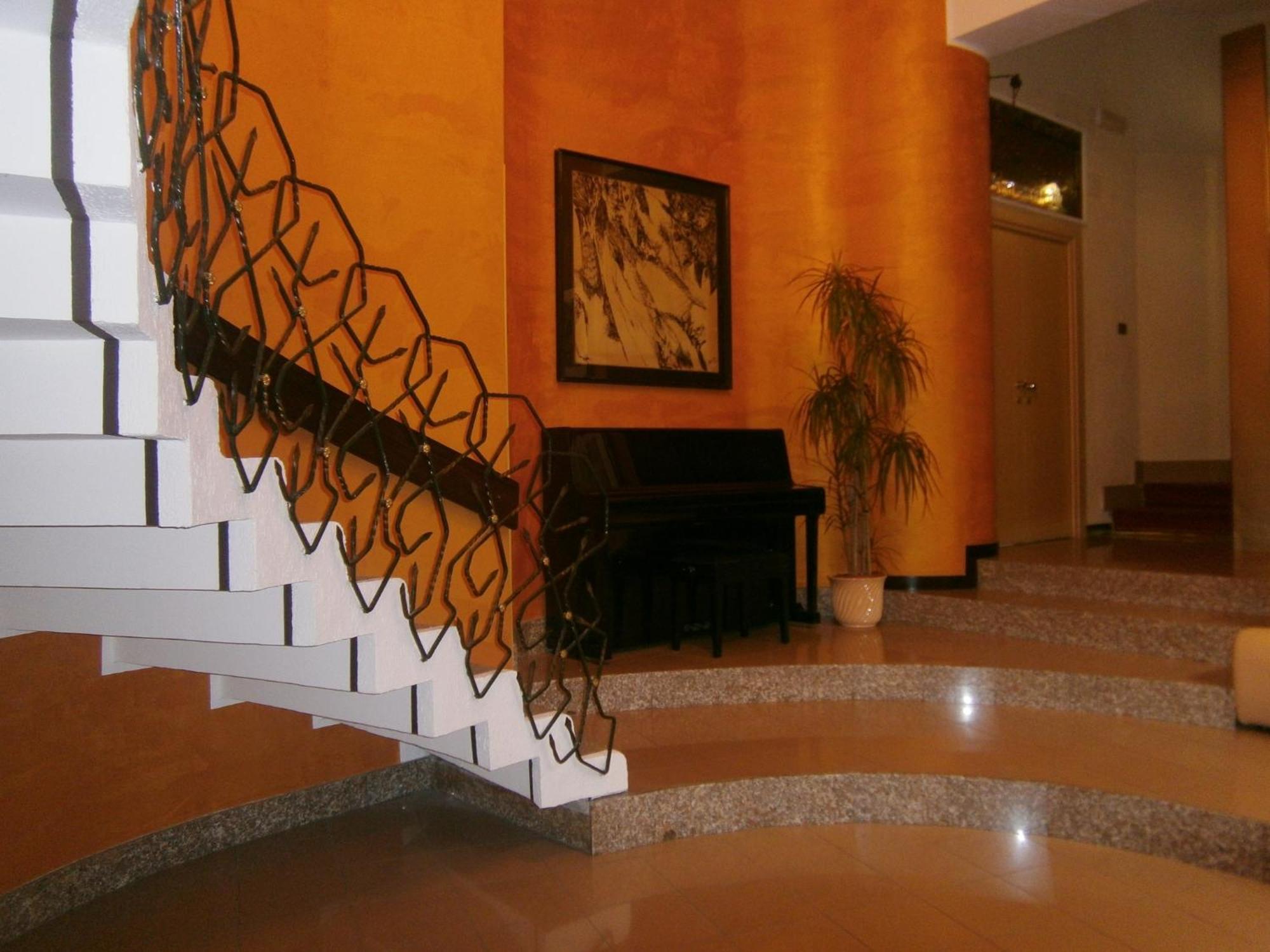 Hotel Corona Термоли Екстериор снимка