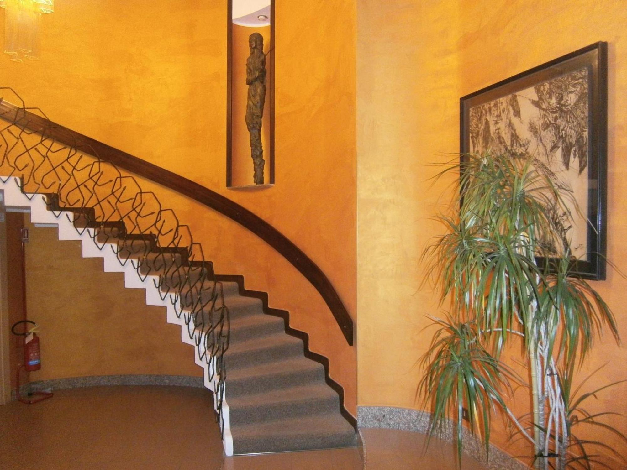 Hotel Corona Термоли Екстериор снимка