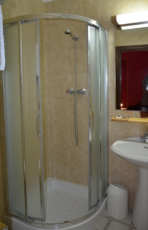 Hotel Corona Термоли Екстериор снимка
